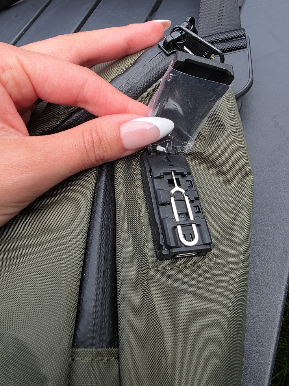 Alpaka Bravo Sling Max V2 Dark Green X-Pac VX21 10L NWT Laptop Sling Bag - Picture 6 of 16